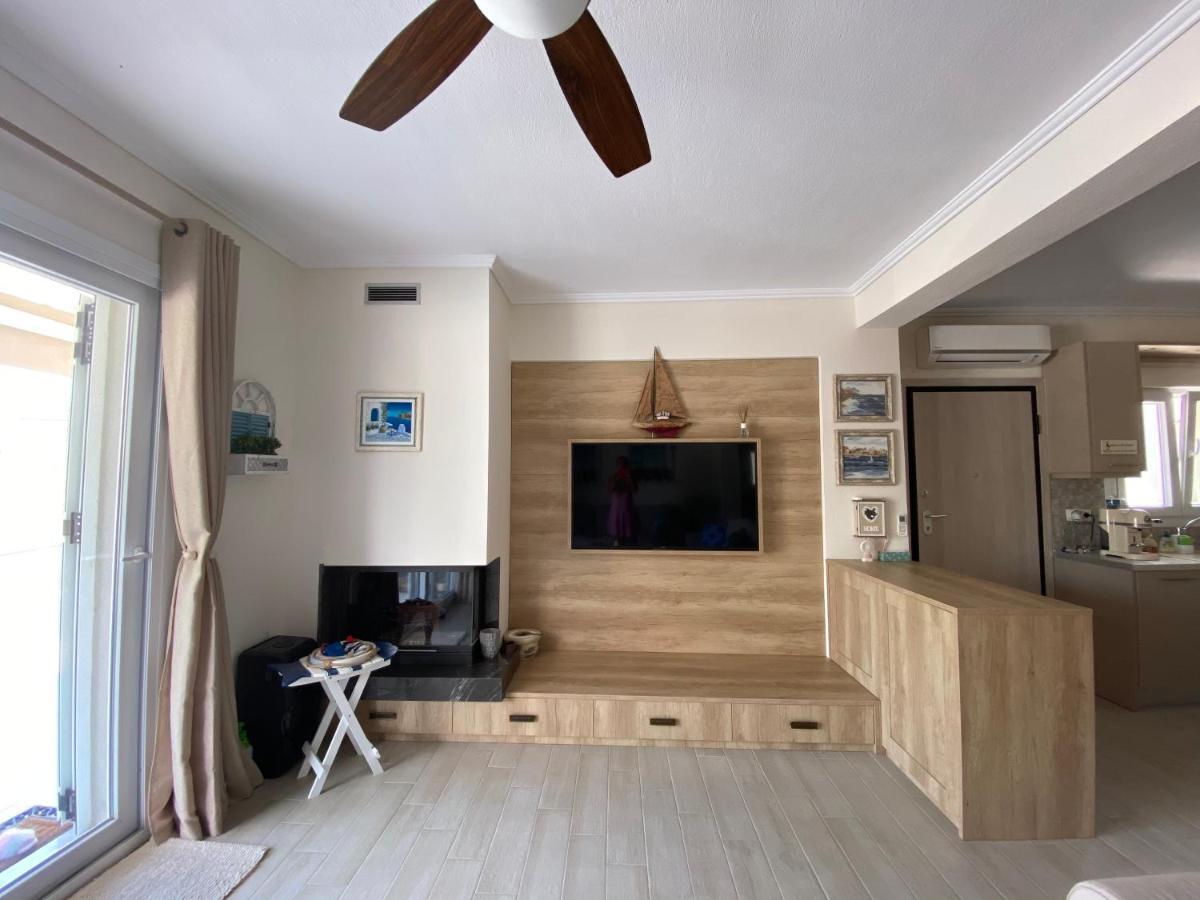 Villa Nikoleti Luxury Living นิกิติ ภายนอก รูปภาพ