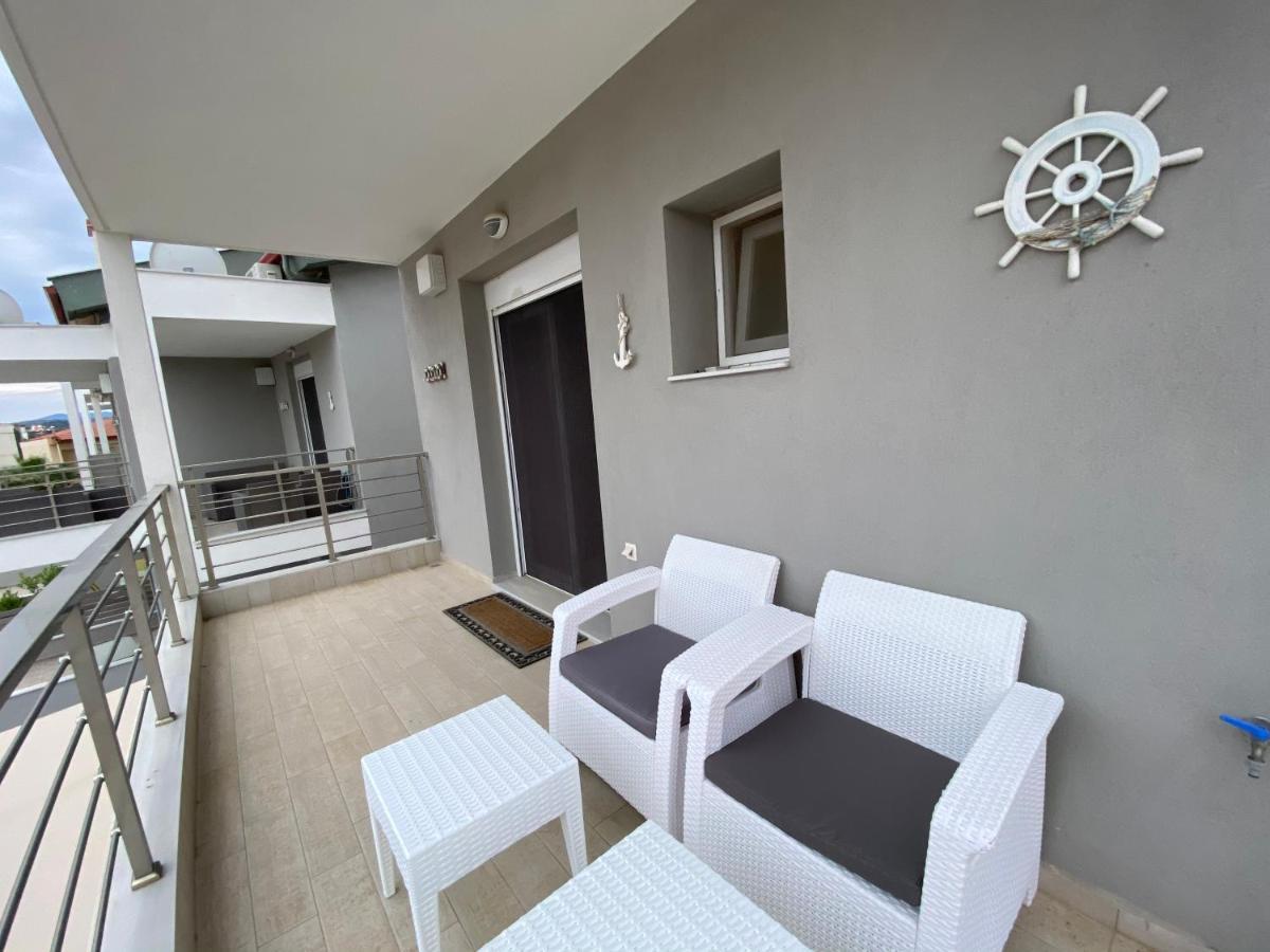 Villa Nikoleti Luxury Living นิกิติ ภายนอก รูปภาพ