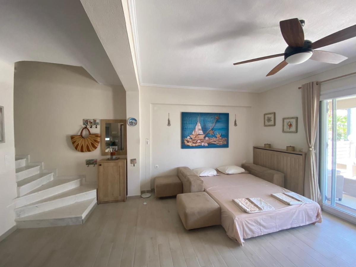 Villa Nikoleti Luxury Living นิกิติ ภายนอก รูปภาพ