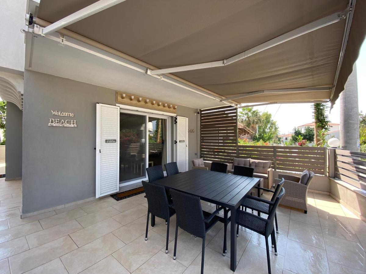 Villa Nikoleti Luxury Living นิกิติ ภายนอก รูปภาพ